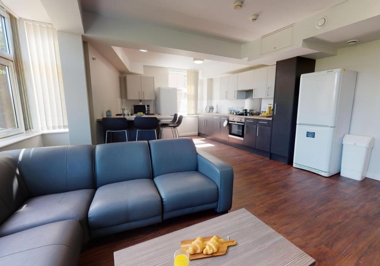 Private Bedrooms With Shared Kitchen And Studios At Iq Tufnell House In Londra Esterno foto