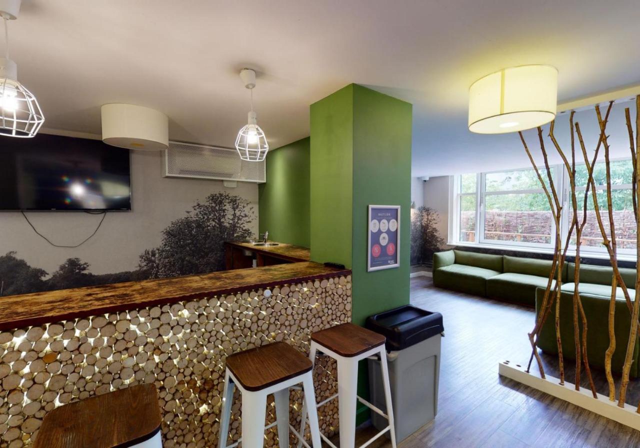 Private Bedrooms With Shared Kitchen And Studios At Iq Tufnell House In Londra Esterno foto
